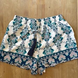 Patterned shorts